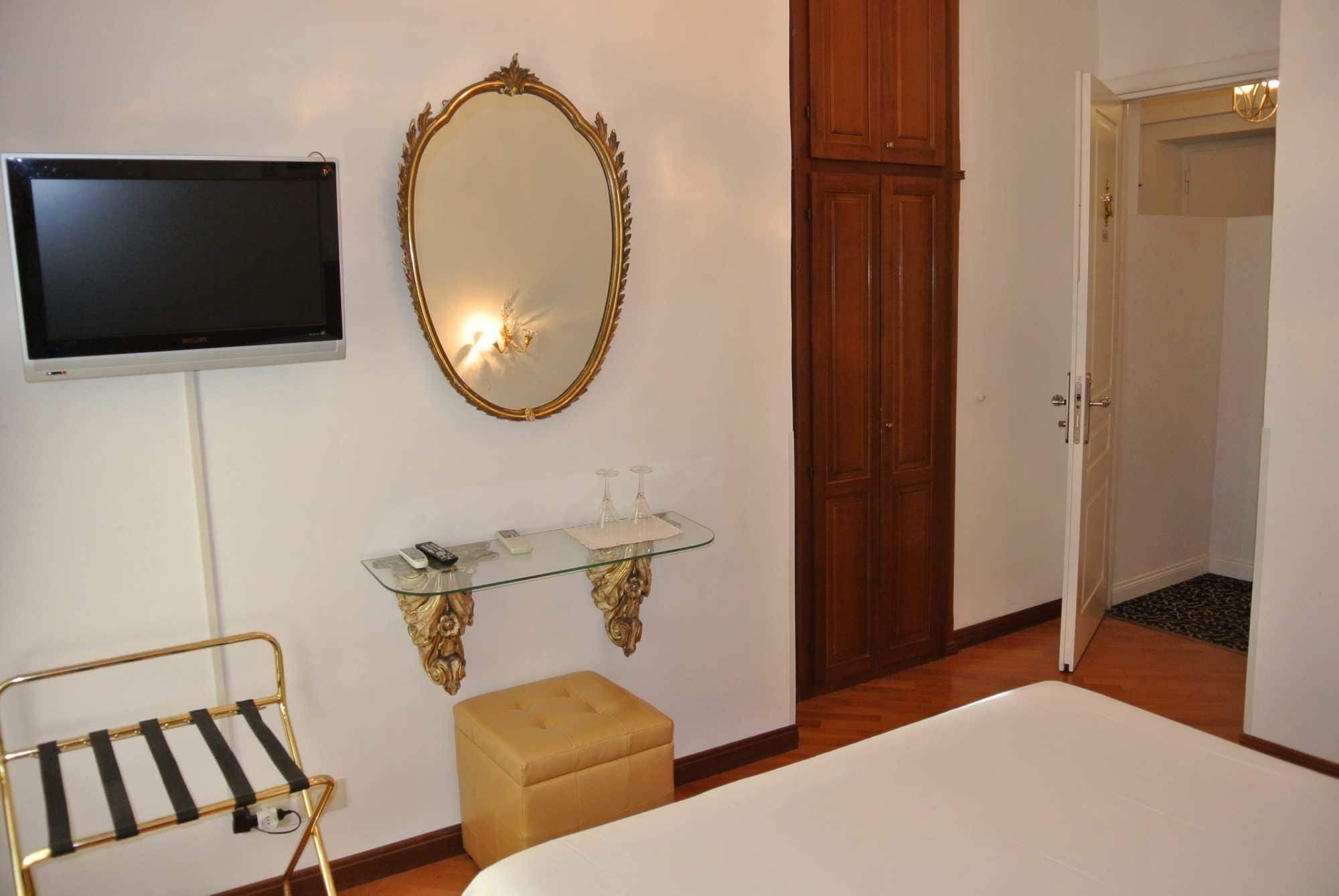 Le Petit Real Otel Roma Dış mekan fotoğraf